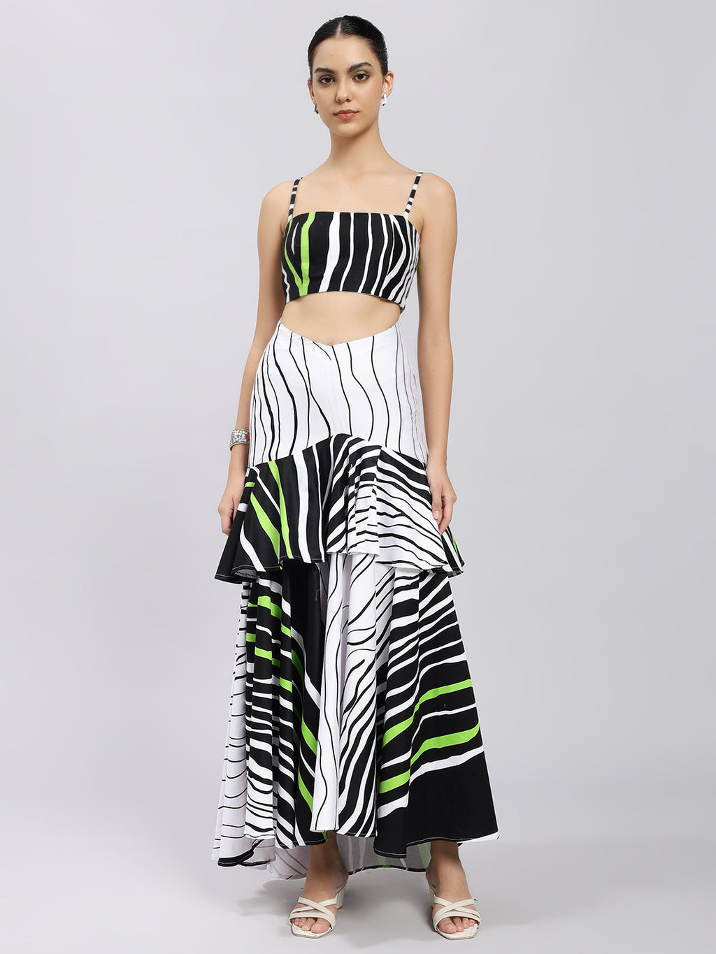 Monochrome Motion Layered Set